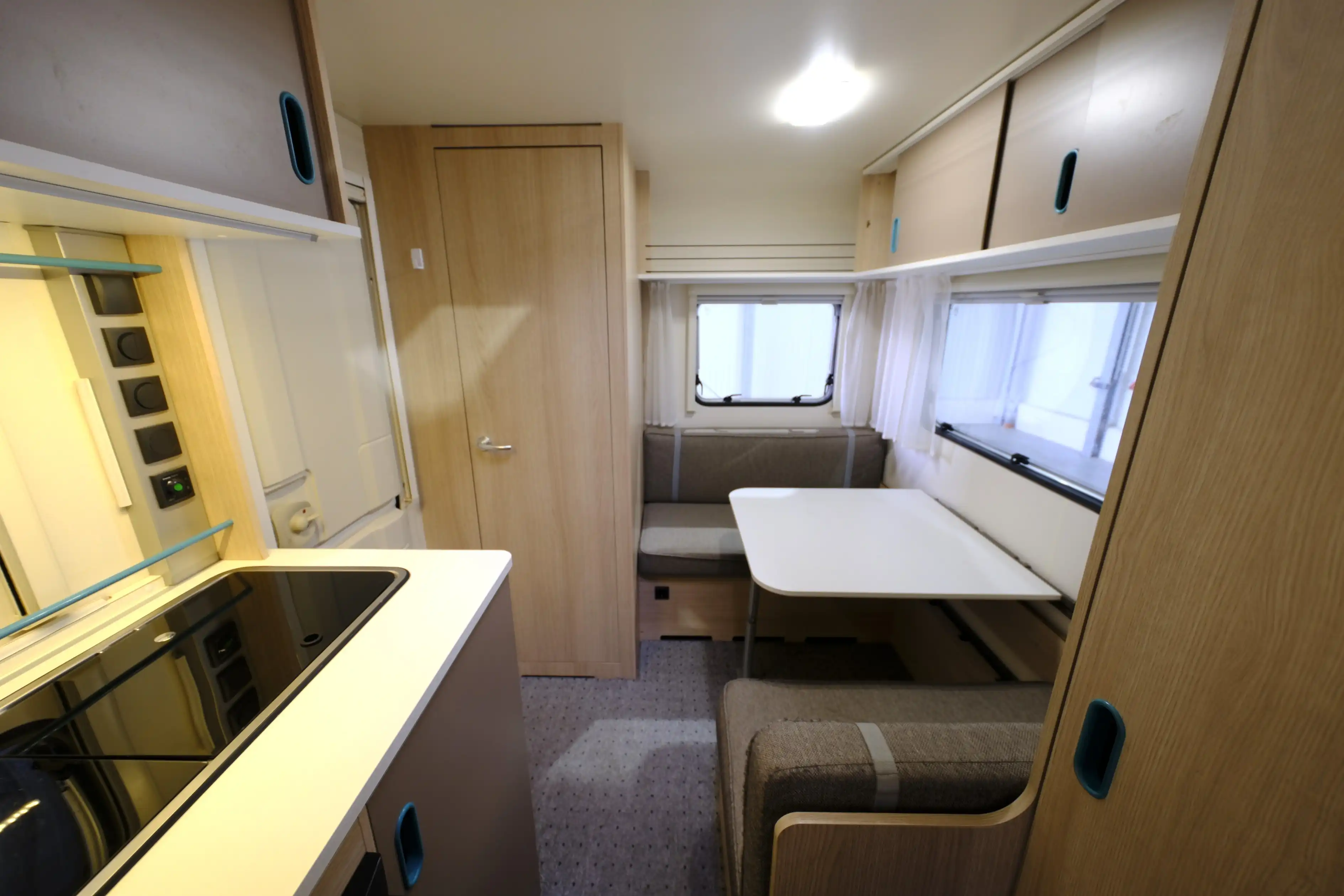 ADRIA Aviva 400 PS